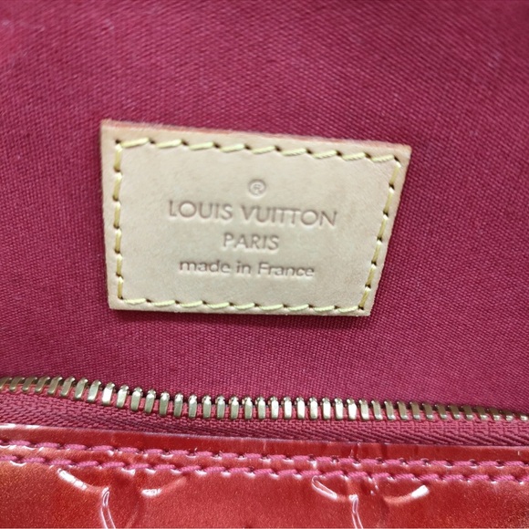LOUIS VUITTON VERNIS PATENT LEATHER MONOGRAM ALMA GM RED GHW - Picture 11 of 13